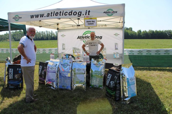 18836676_899480260190105_1919569411826843378_o